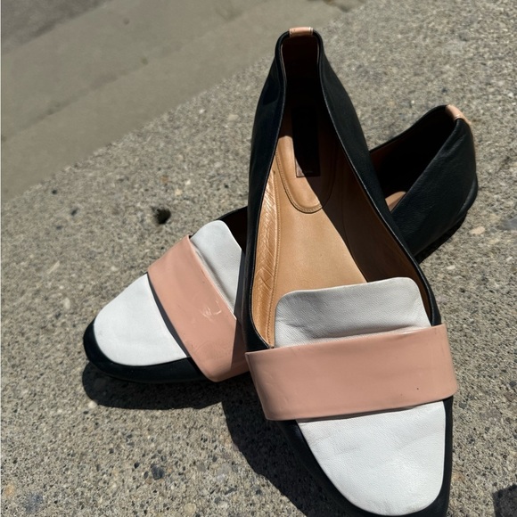 Reed Krakoff 10.5 GUC and Cream Flats Timeless and classic. - Picture 5 of 12